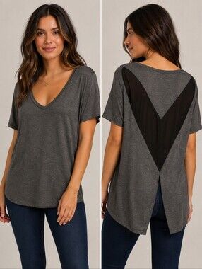 ❤️ BUCKLE SPLIT HEM V-NECK TOP, SMALL